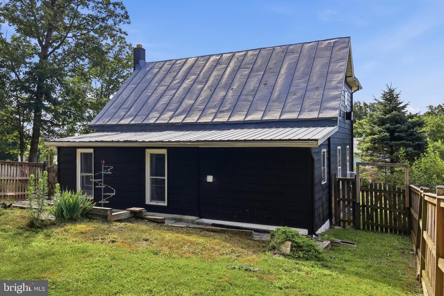 14618 Pennersville Road photo 38