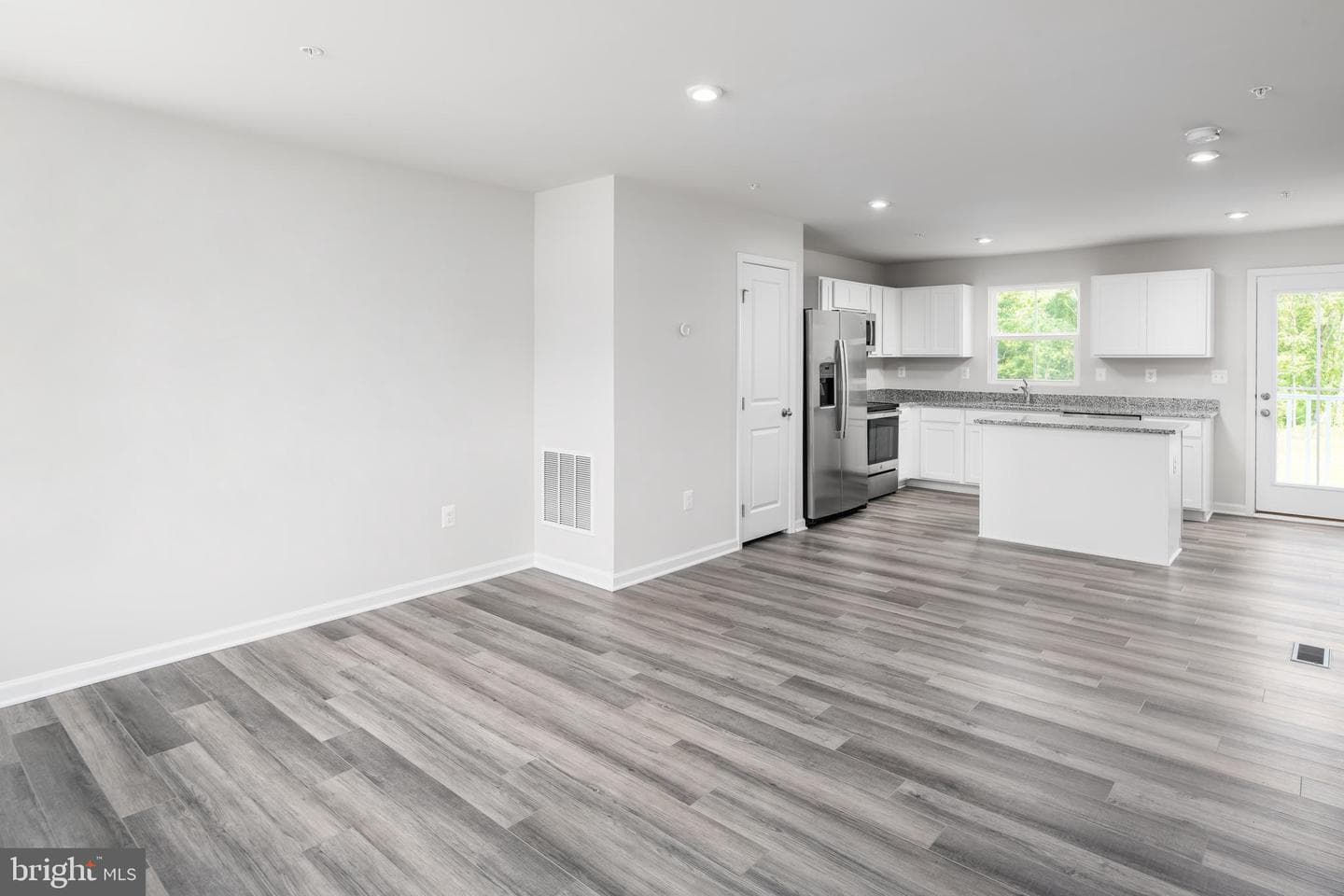 1416 Yeoman Berry Drive photo 6