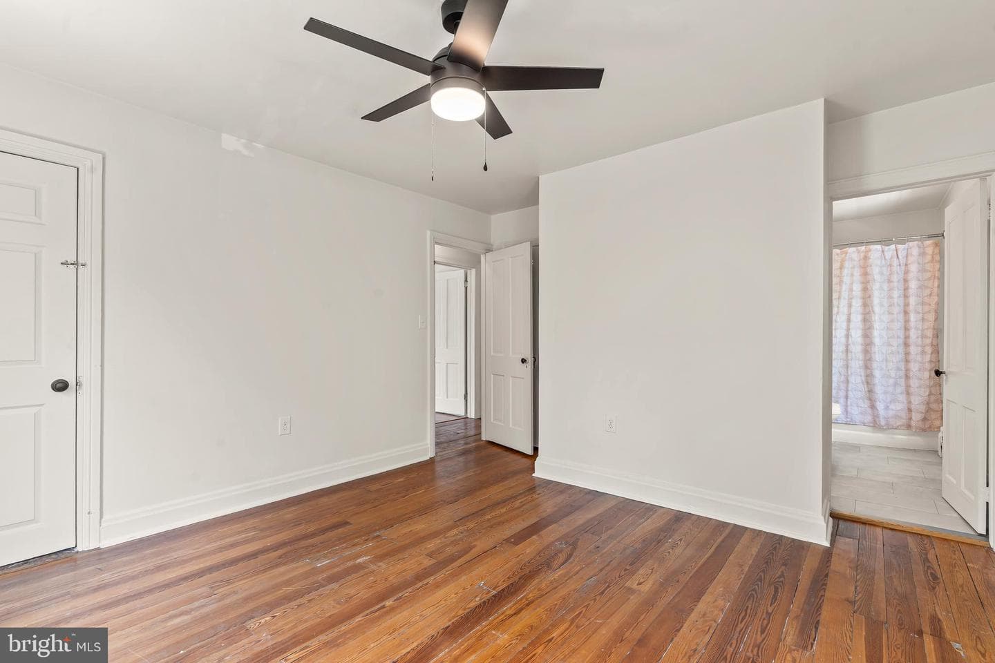 602 Guilford Avenue photo 27