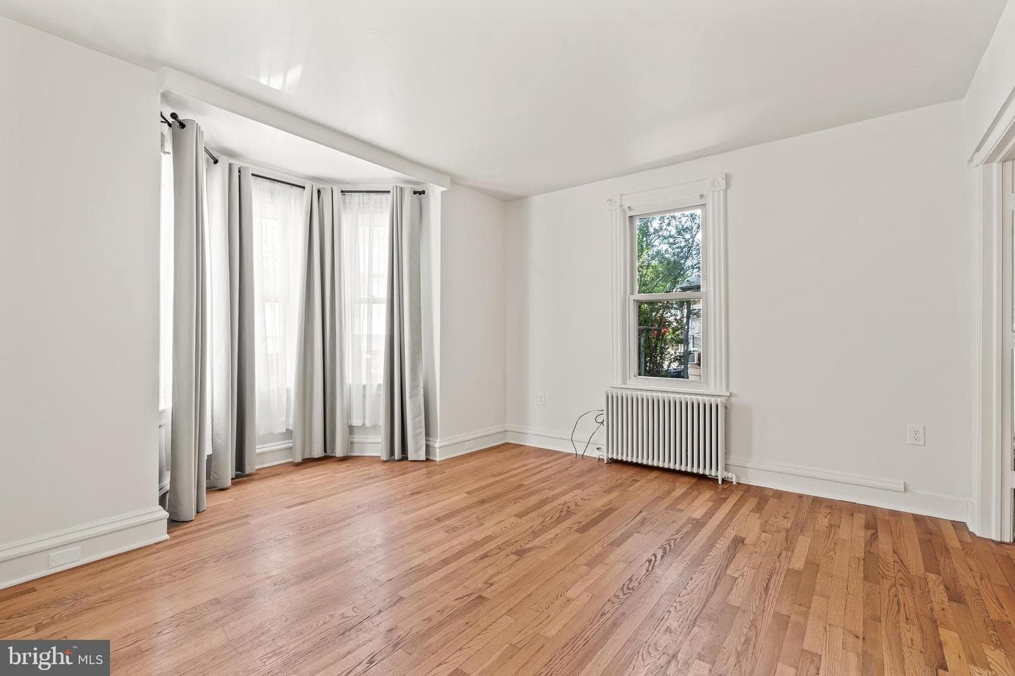 602 Guilford Avenue photo 8