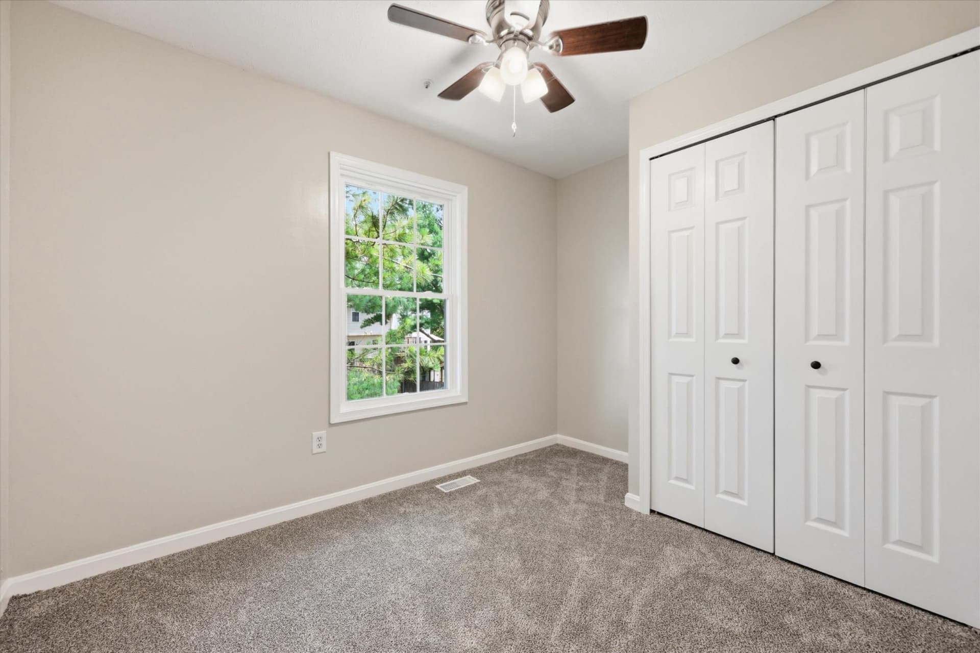 20116 Daniels Circle photo 33
