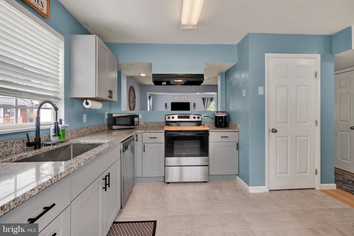 205 N Cannon Avenue photo 4