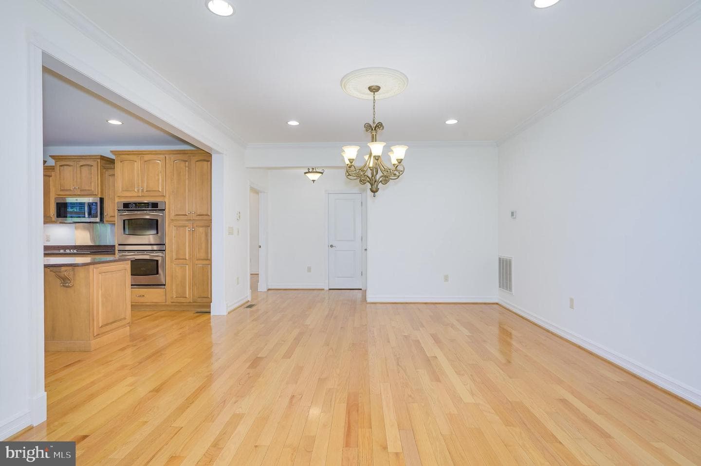 13025 Hawkins Circle photo 35