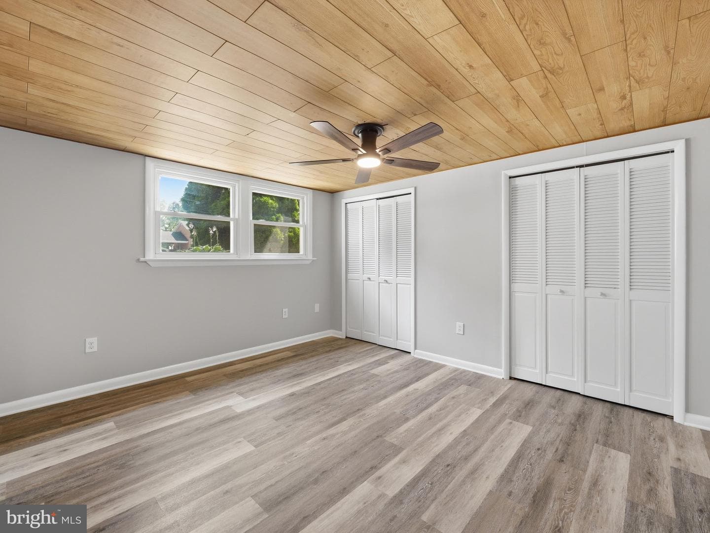 17608 Forest Glen Circle photo 23