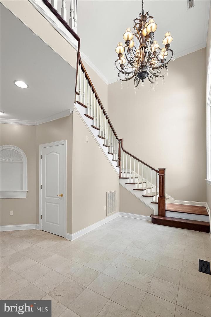5464 Cherry Hill Lane photo 10