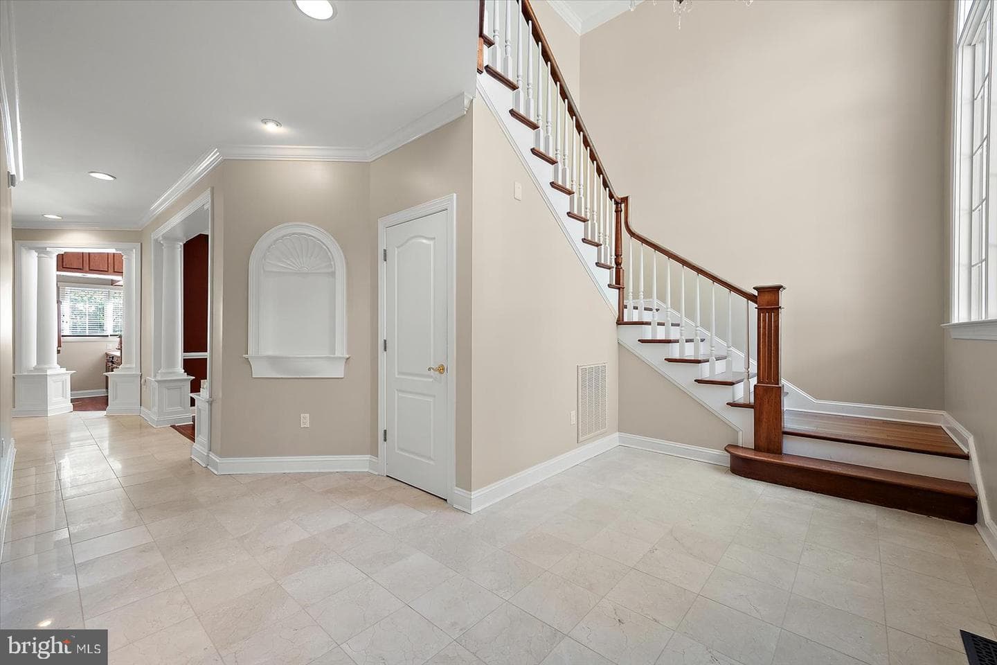5464 Cherry Hill Lane photo 11