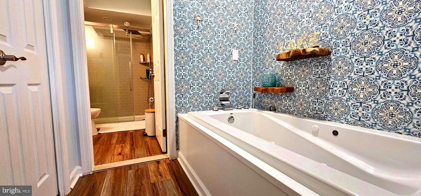 660 River Oak Court photo 13