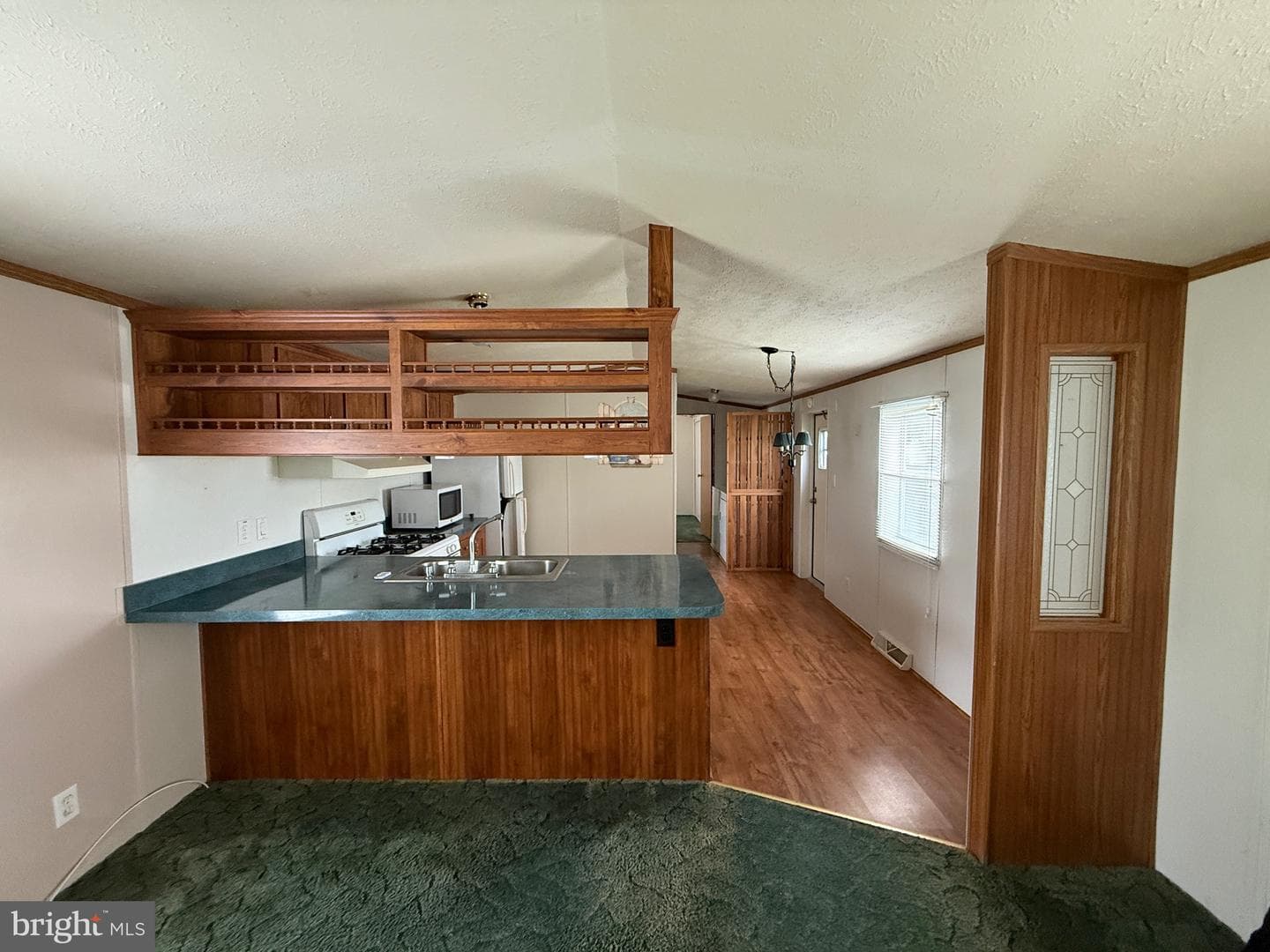 9241 Clare Circle photo 13