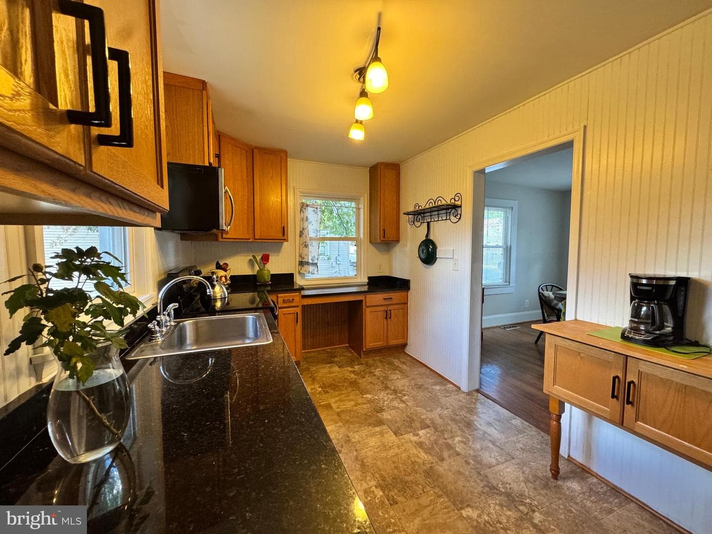 204 Holland Avenue photo 17