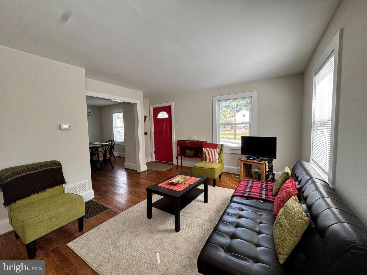 204 Holland Avenue photo 7