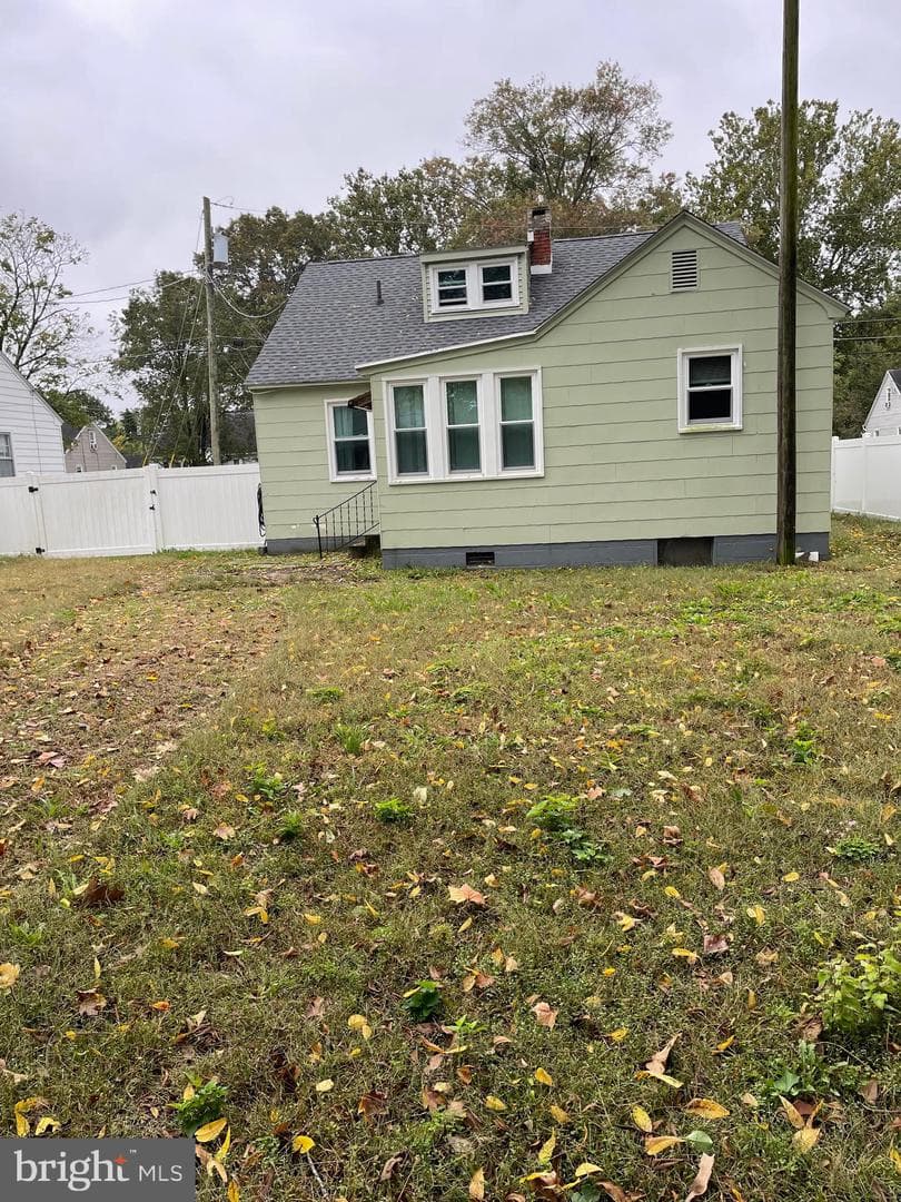 223 North Boulevard photo 21