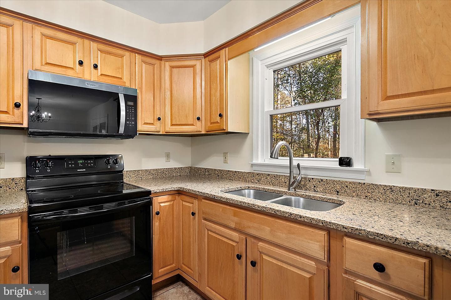 5991 Hounds Bay Circle photo 14