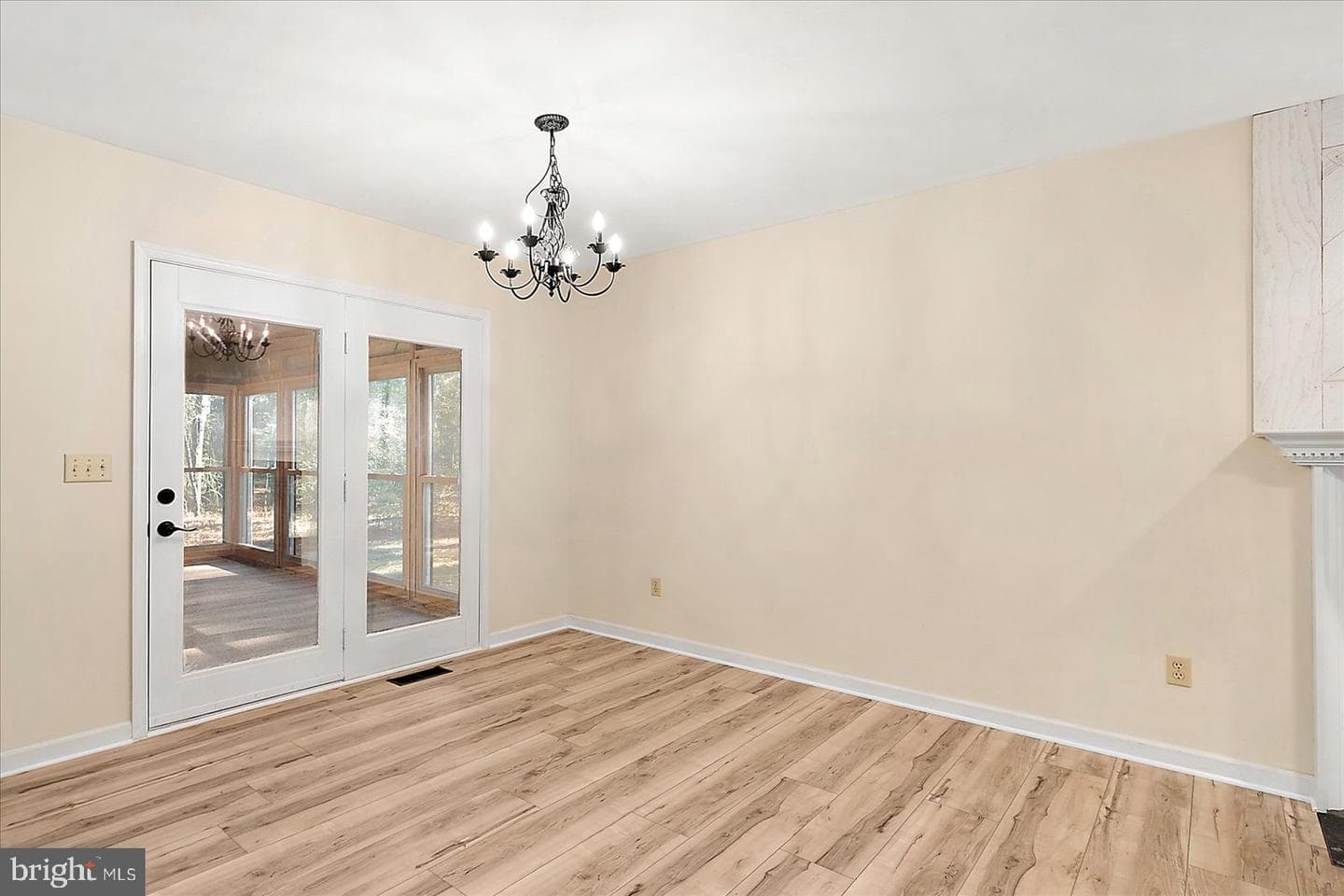 5991 Hounds Bay Circle photo 8