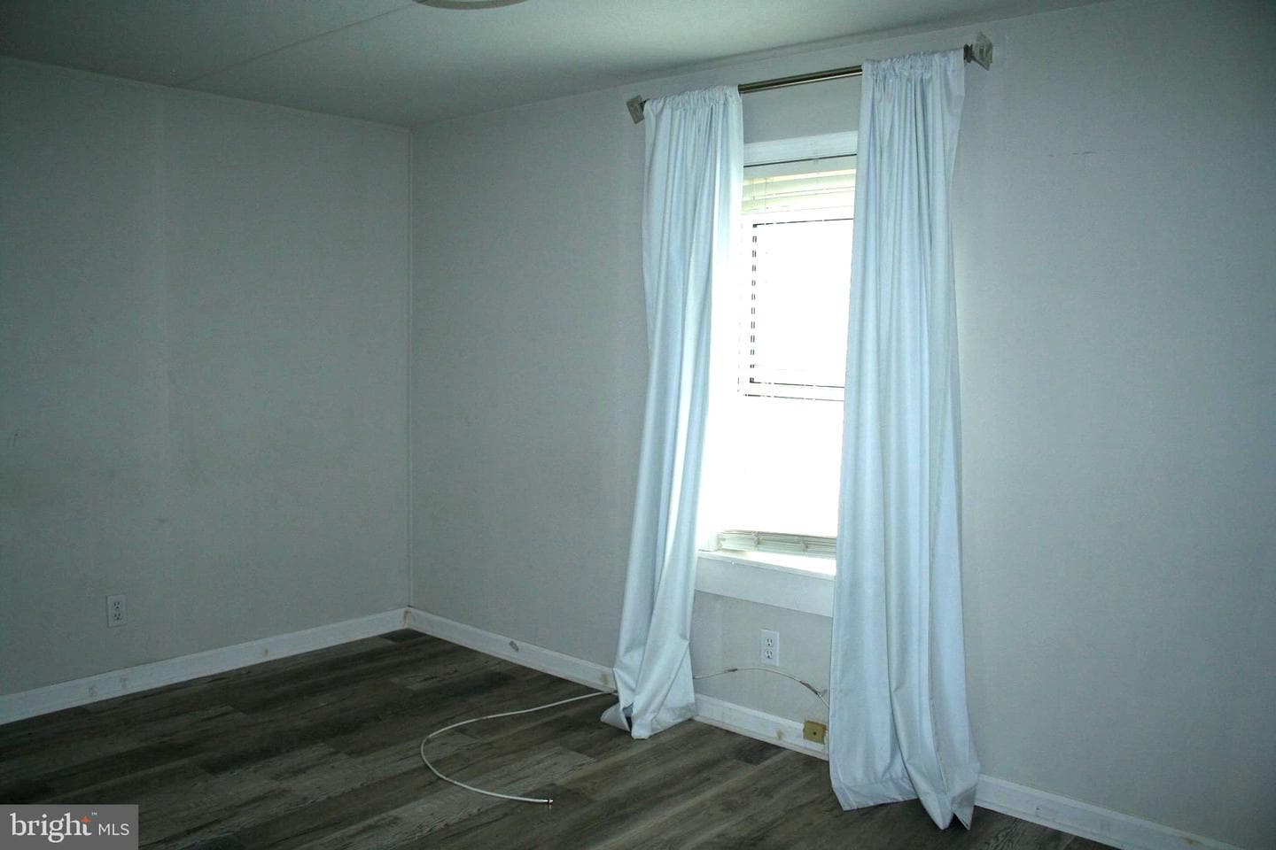 5850 Brook Street photo 9