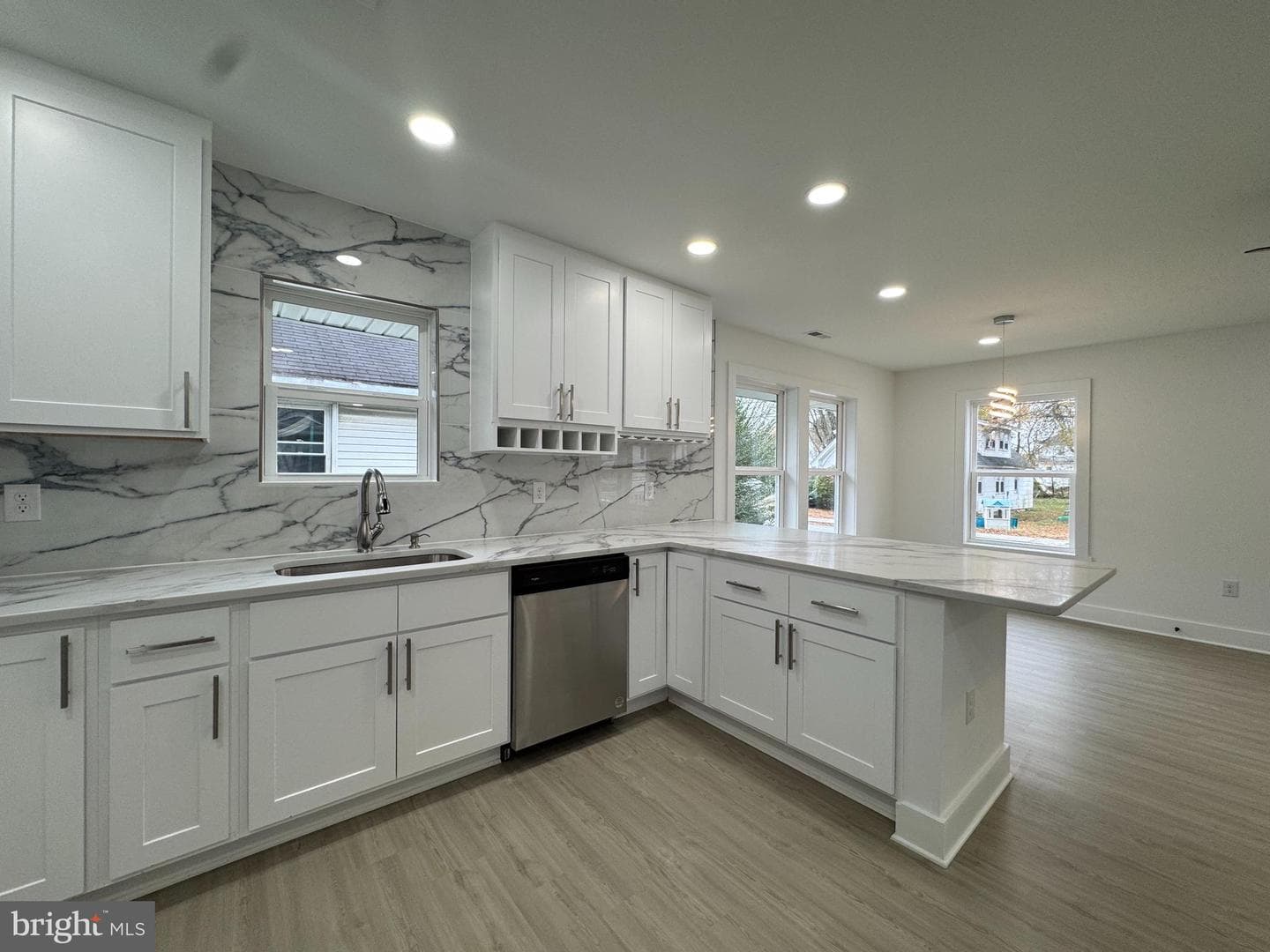 625 Liberty Street photo 14