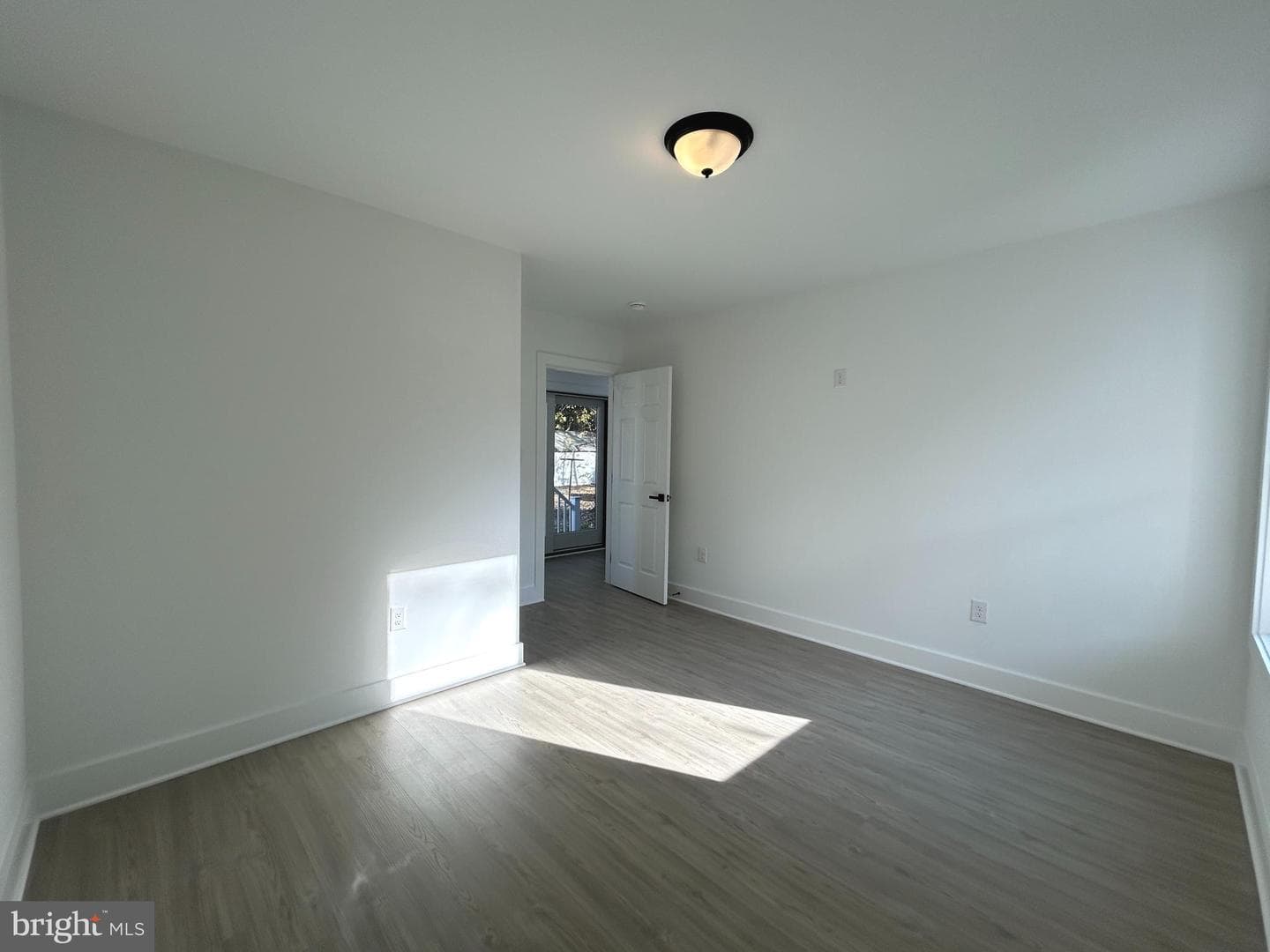 625 Liberty Street photo 26