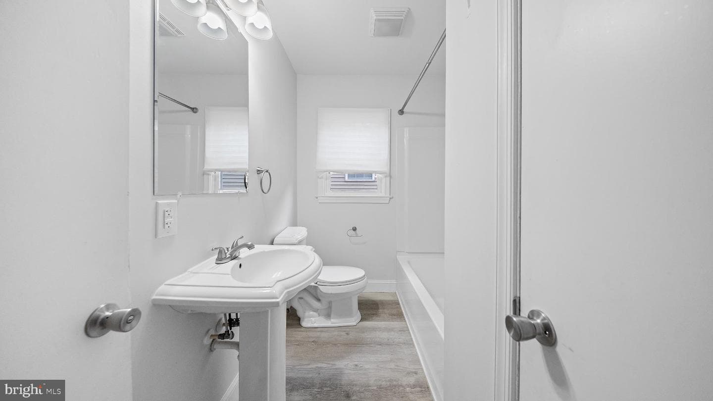 1007 Spring Avenue photo 6