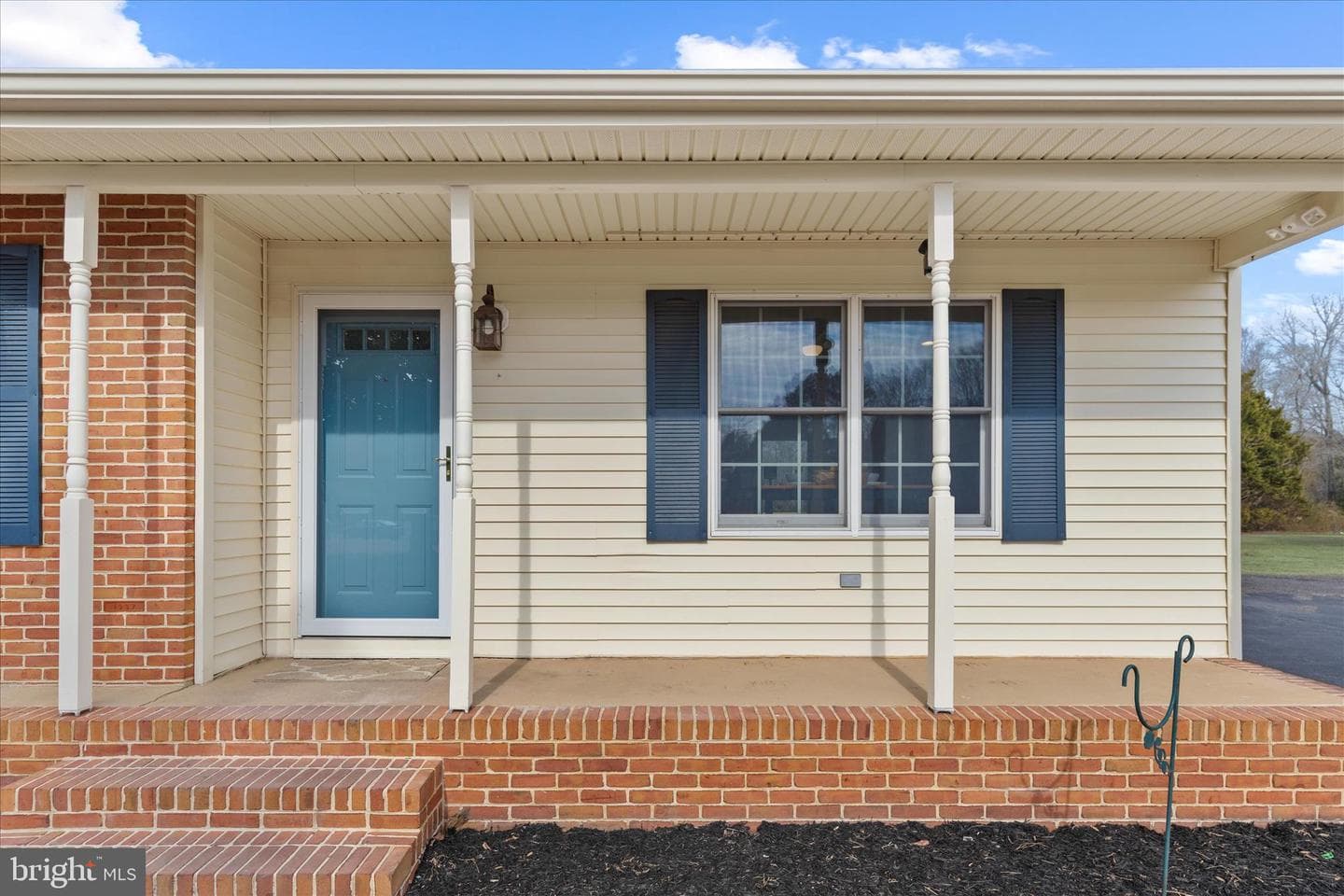 4696 Straw Ridge Lane photo 2