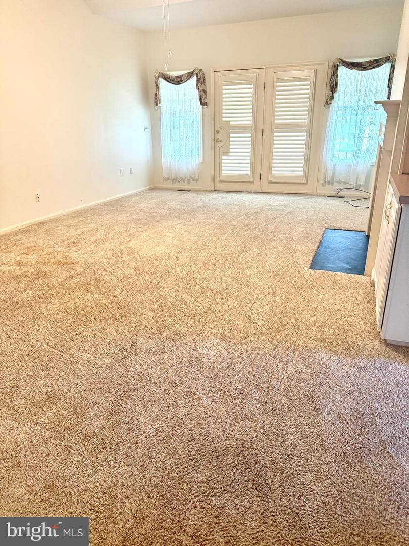 925 Winding Way photo 8