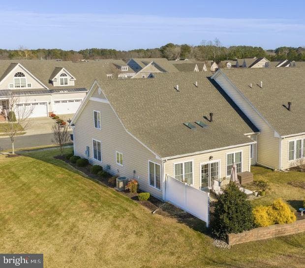 1148 Kestrel Way photo 2