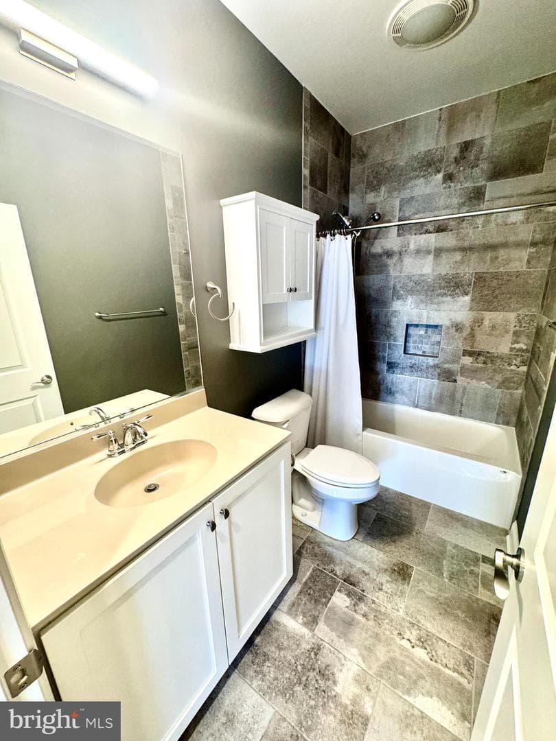 1148 Kestrel Way photo 9