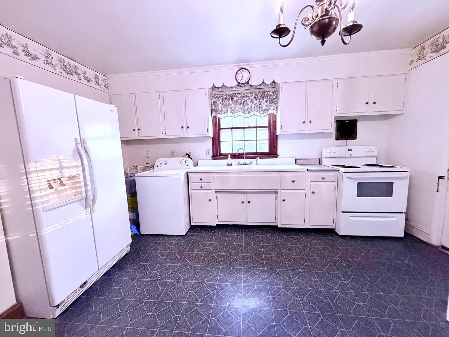 119 Lakewood Drive photo 8