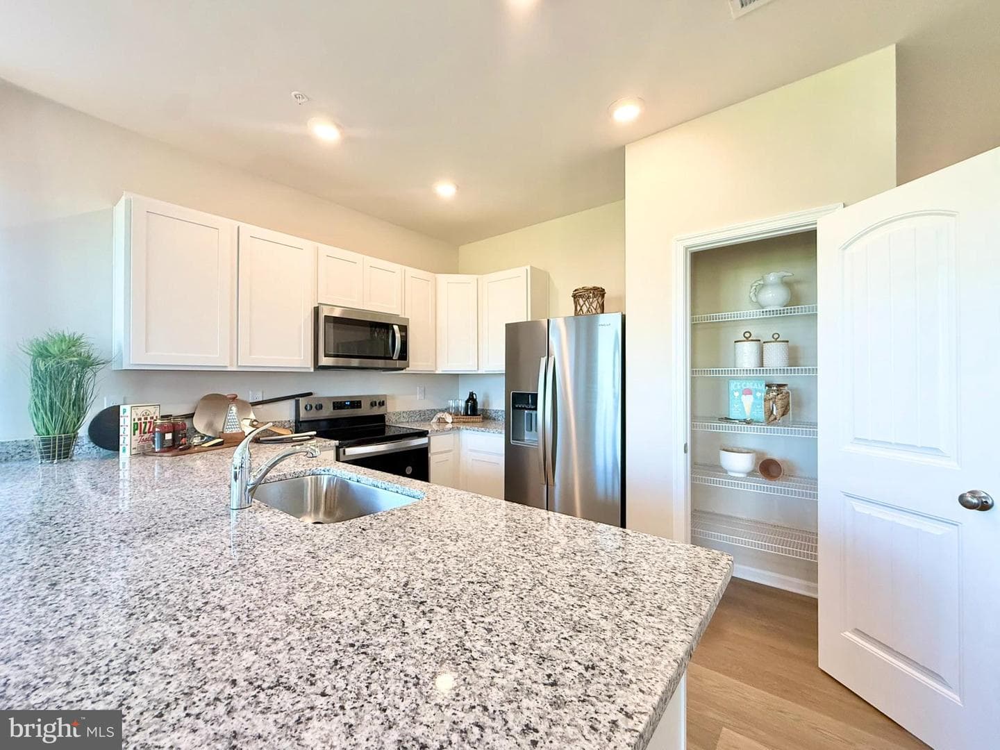 1325 Sugarplum Lane photo 10