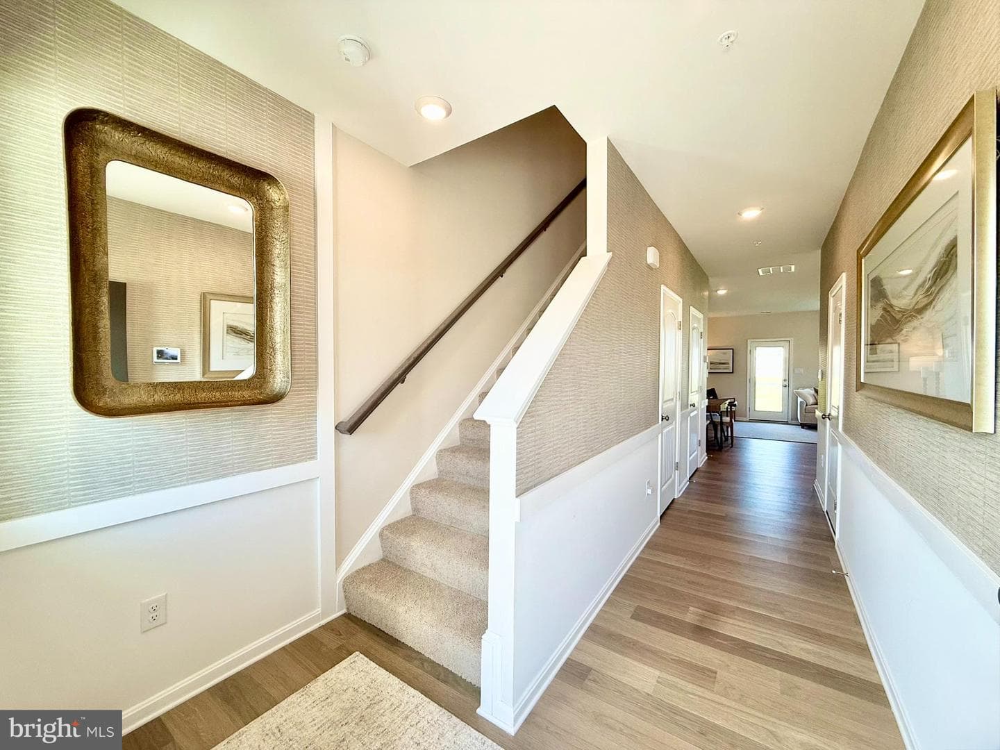 1325 Sugarplum Lane photo 3