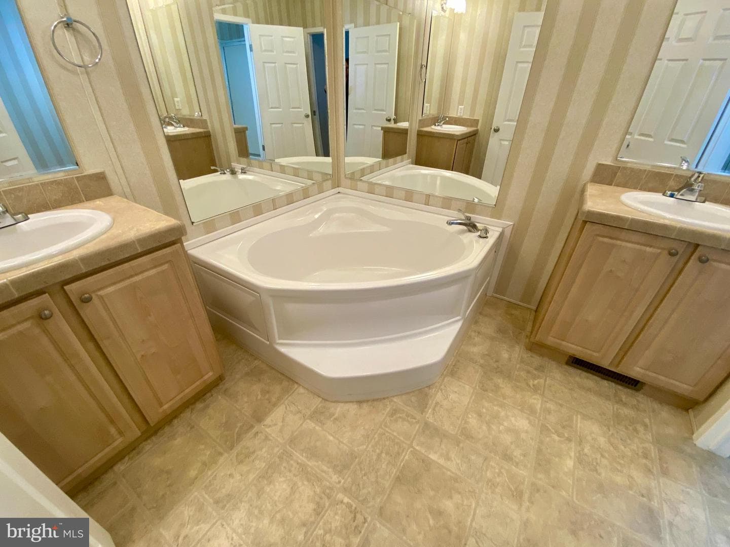 7877 Dublin Road photo 42