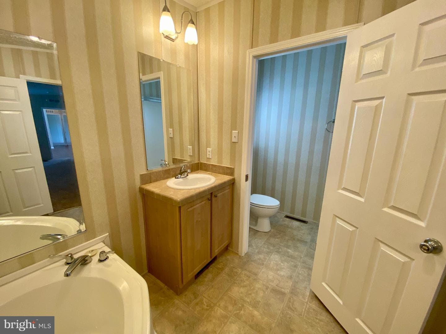 7877 Dublin Road photo 44