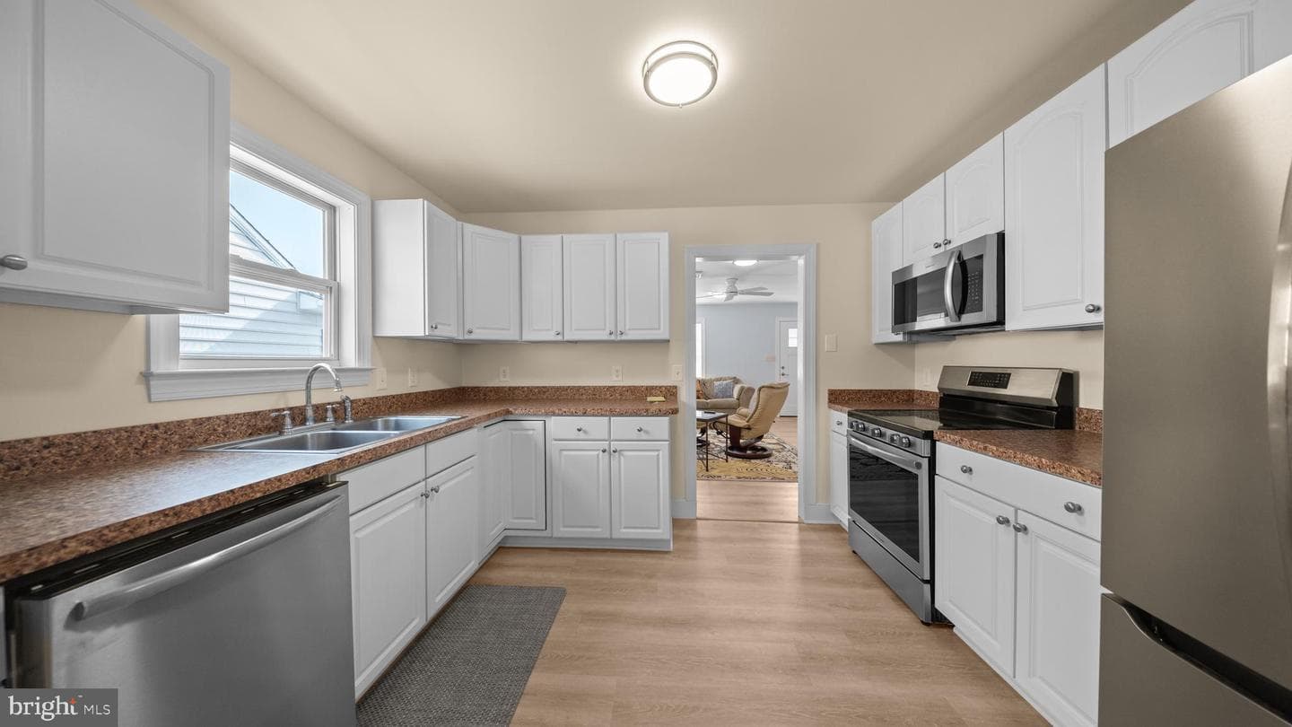 108 Camden Avenue photo 12