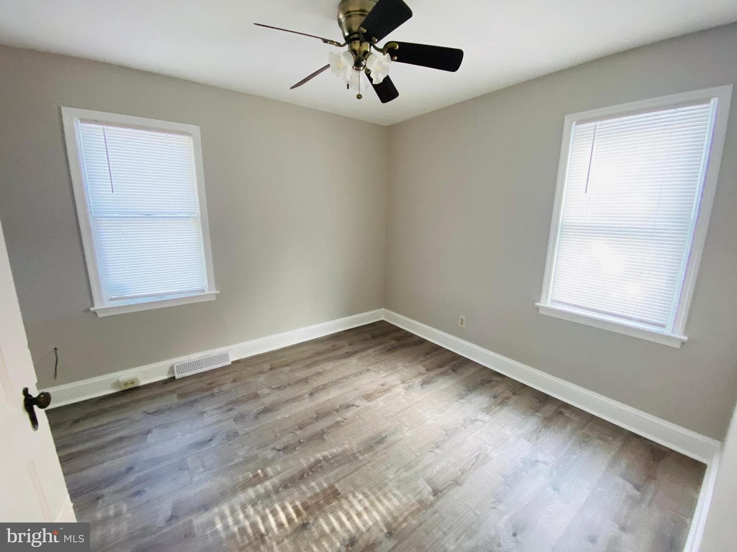 1007 Pierce Avenue photo 15