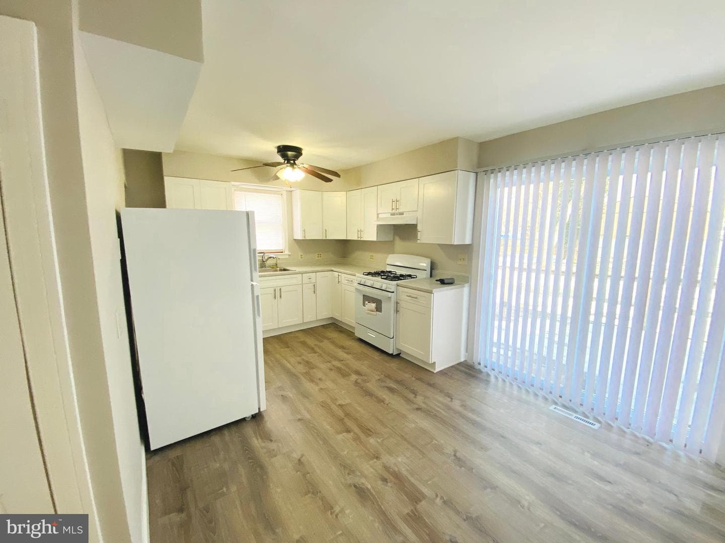 1007 Pierce Avenue photo 5