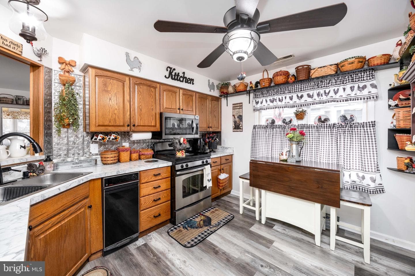 1005 E Schumaker Manor Drive photo 11