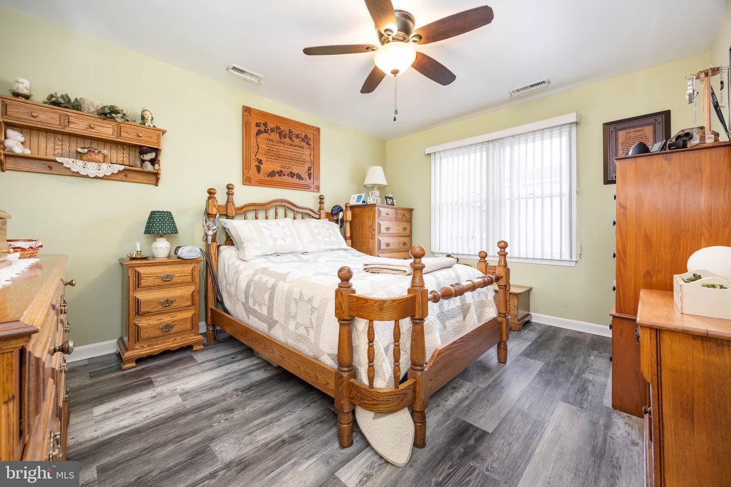1005 E Schumaker Manor Drive photo 26