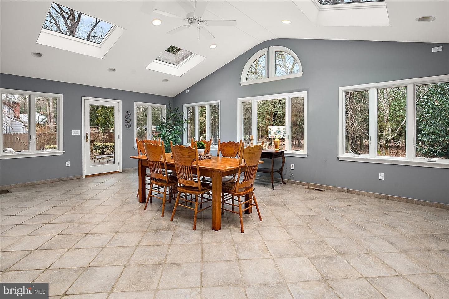 3940 Devonshire Drive photo 3
