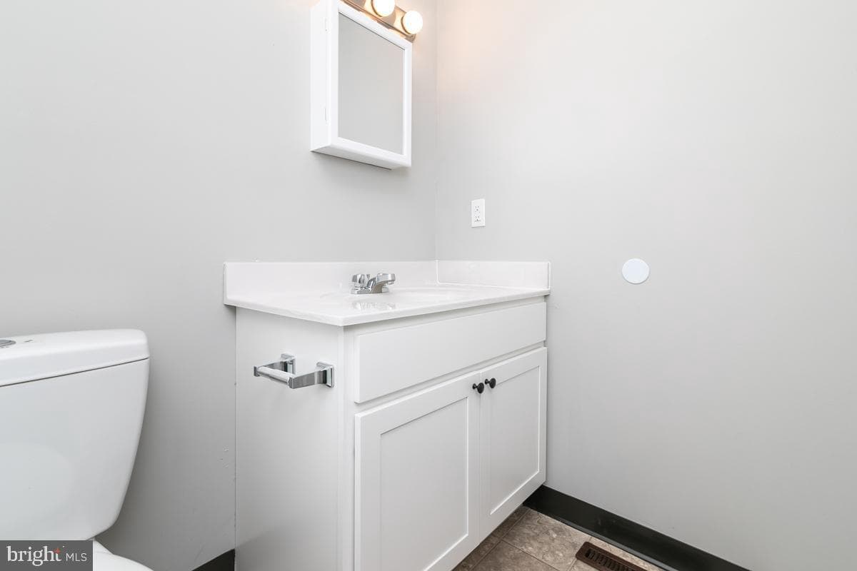 6274 Ashburton Court photo 33