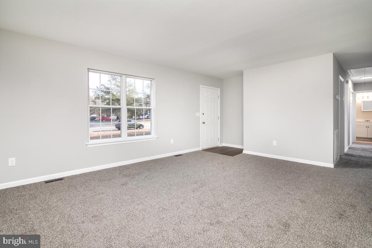 6274 Ashburton Court photo 8