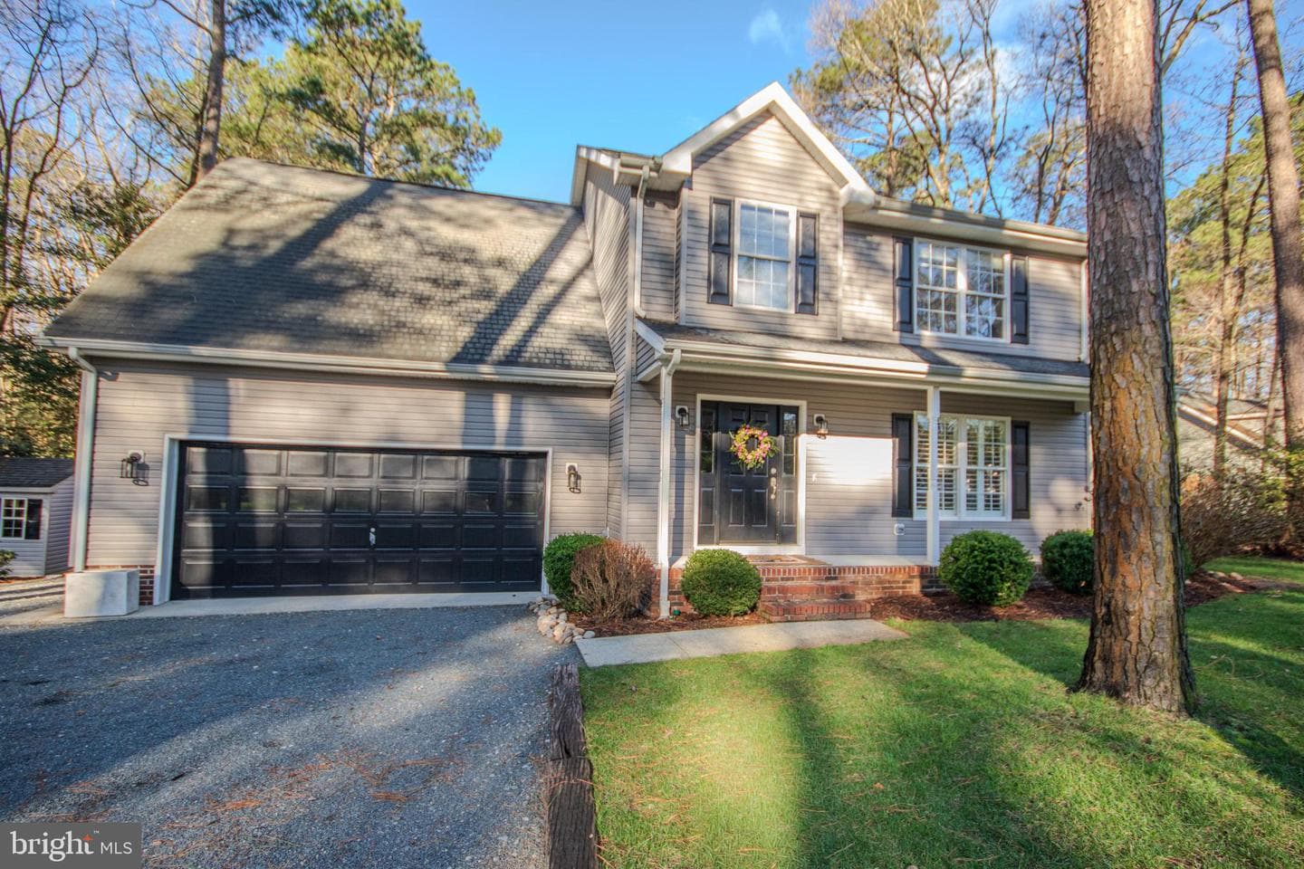 4984 Lords Creek Drive photo 2