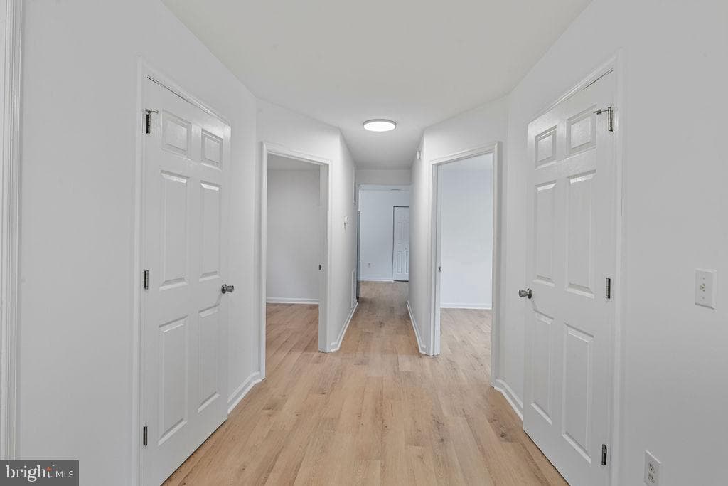 905 Hanover Street photo 33