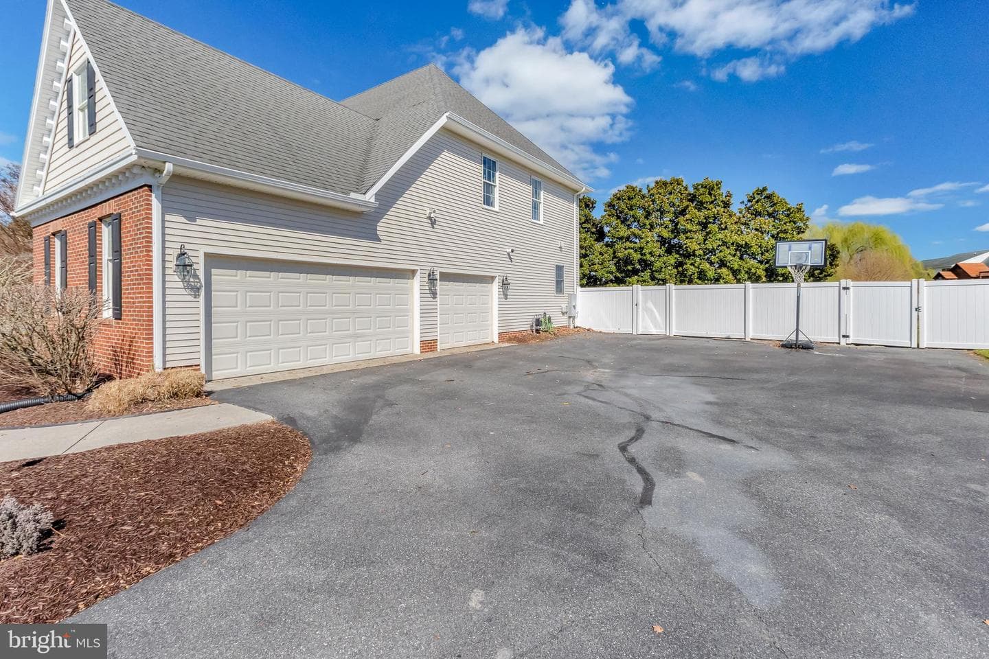 5903 Morgans Way photo 4