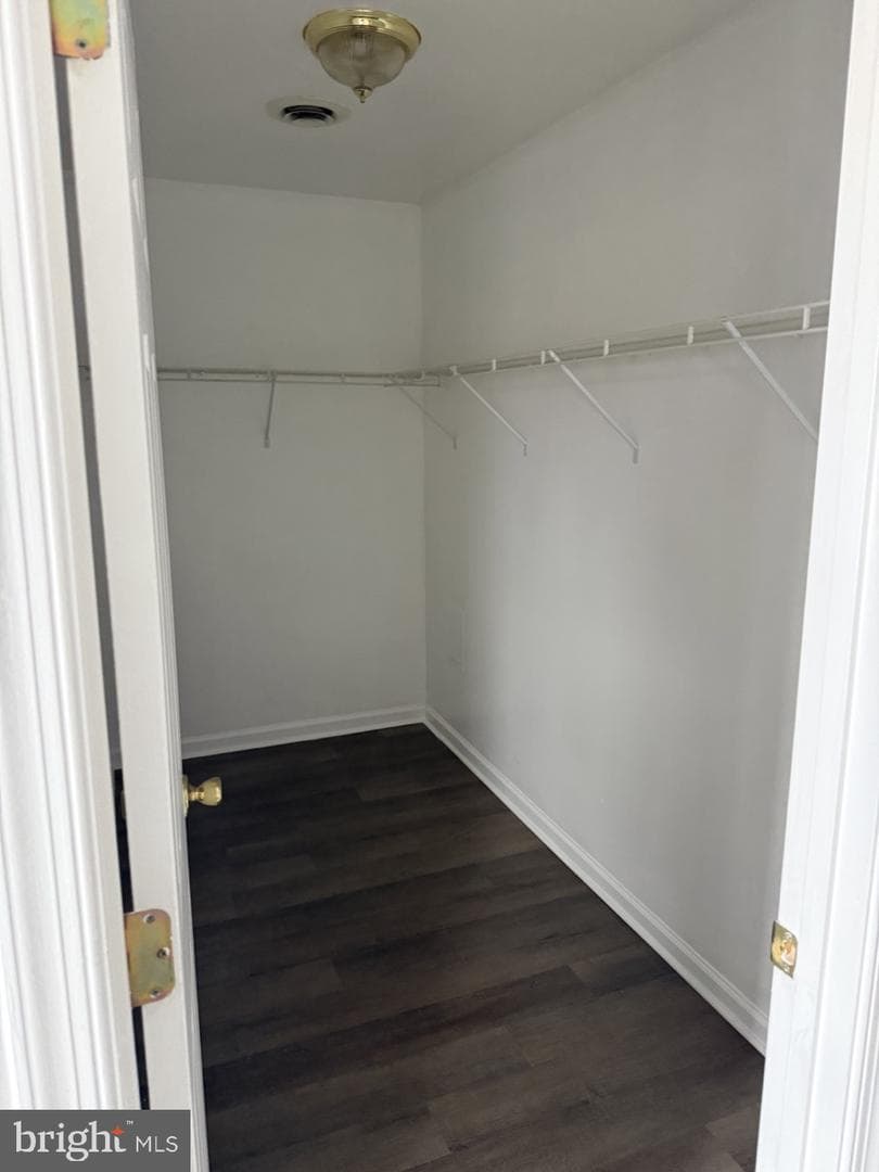 1021 Zircon Court photo 9