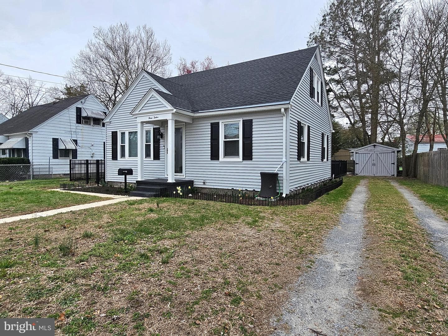 312 S Haven Avenue photo 24