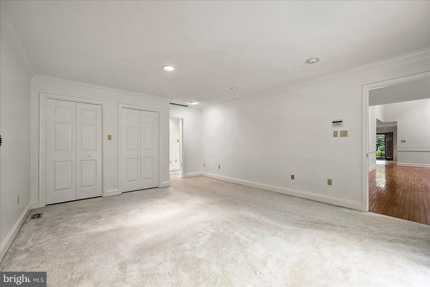 611 N Park Drive photo 29