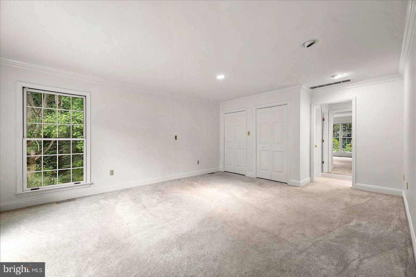 611 N Park Drive photo 31