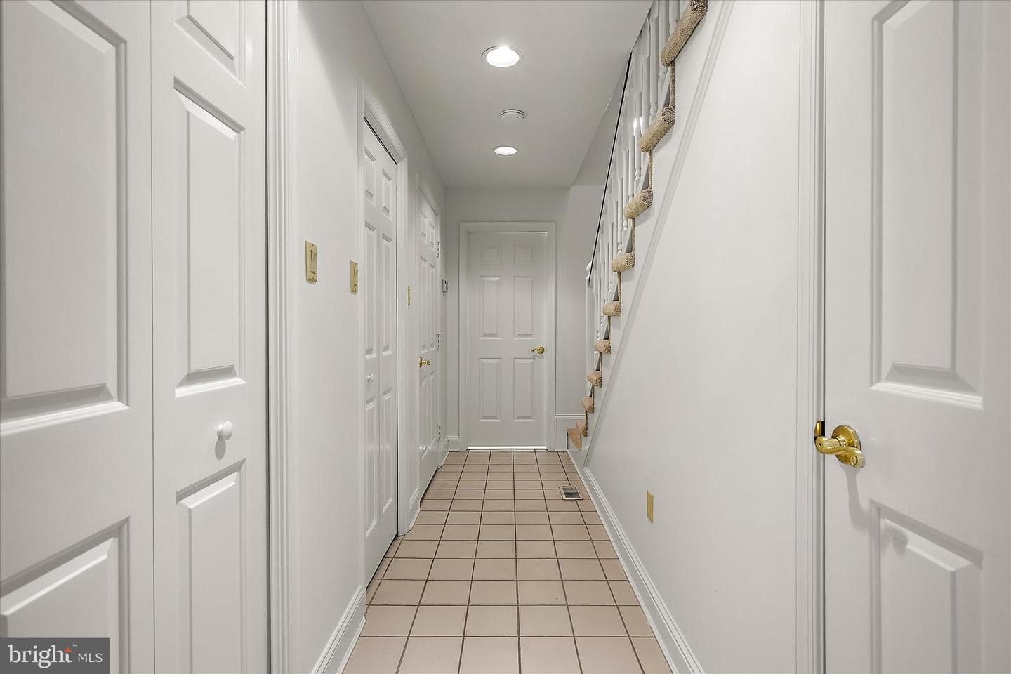 611 N Park Drive photo 39
