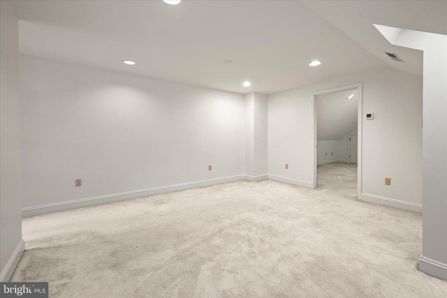 611 N Park Drive photo 47