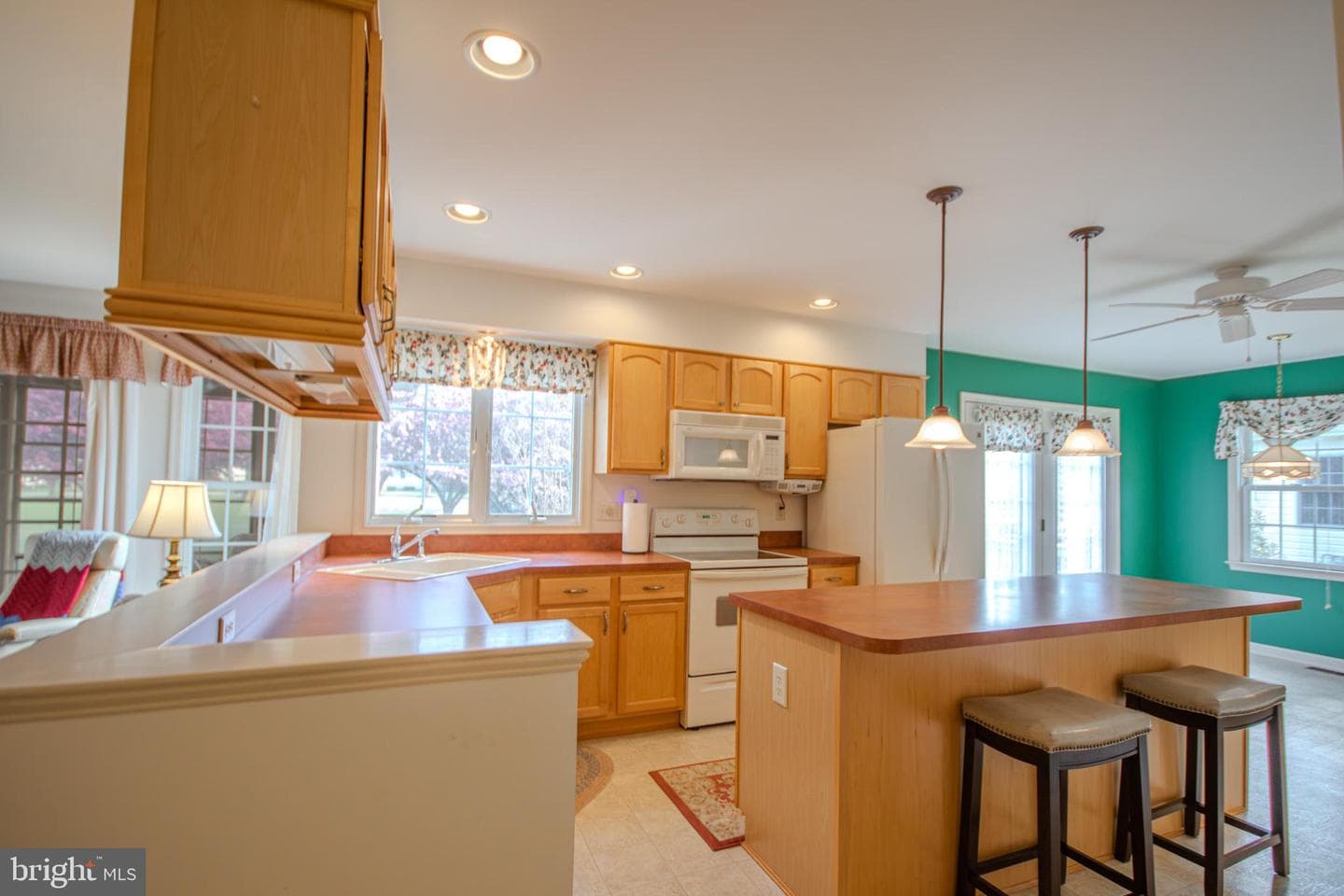 223 Creekside Drive photo 10