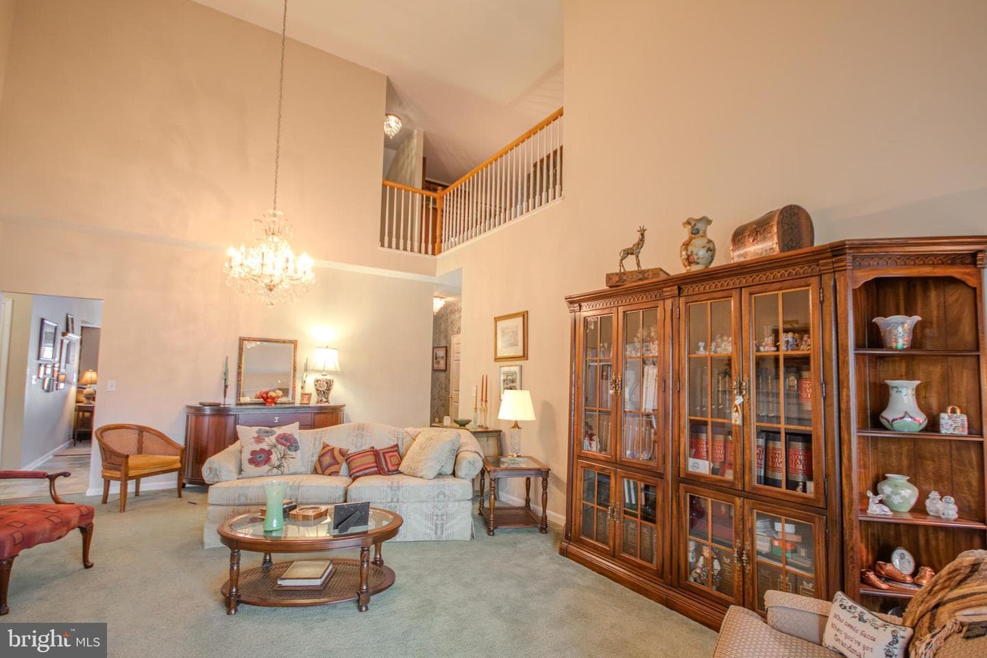 922 Winding Way photo 14