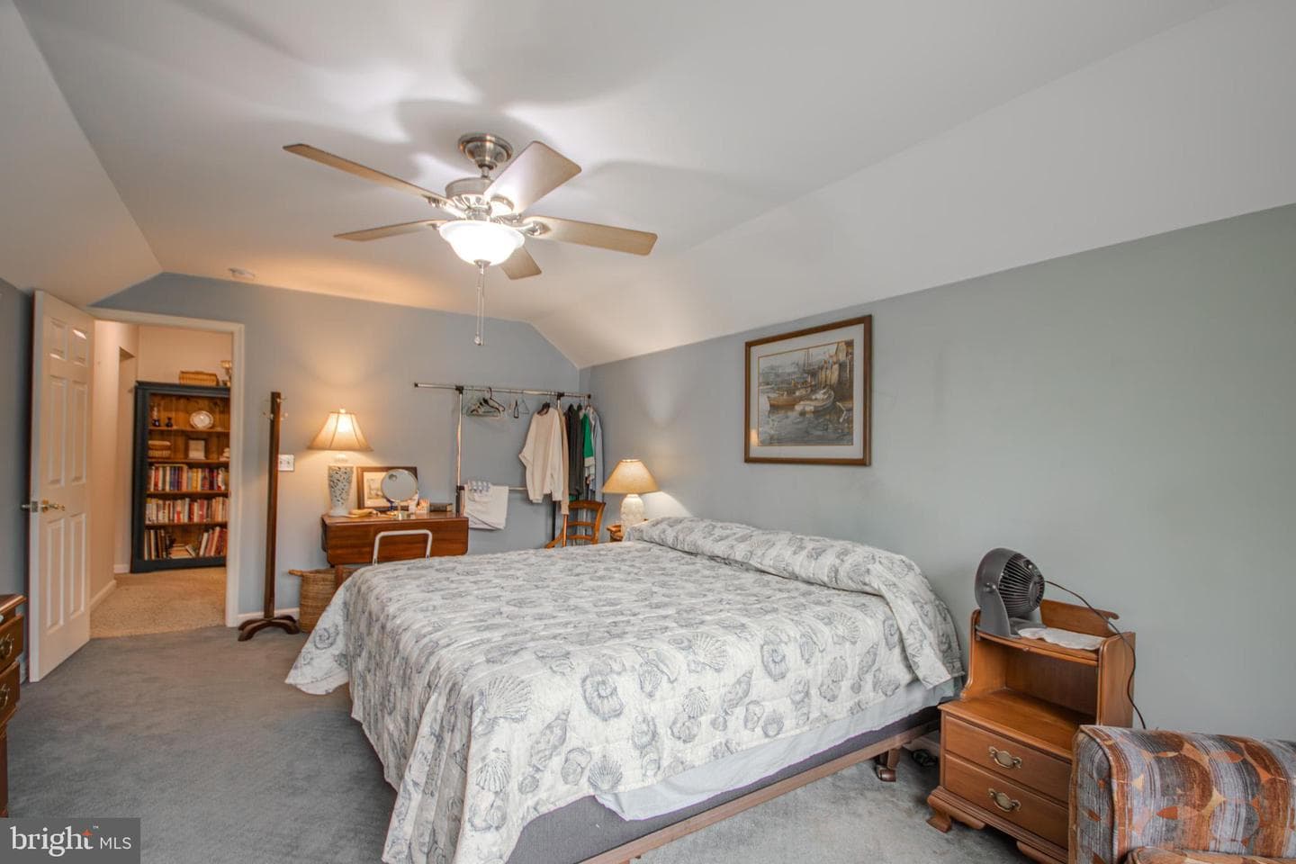 922 Winding Way photo 34